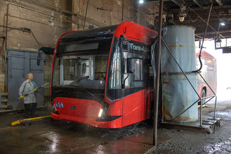2P8A2522