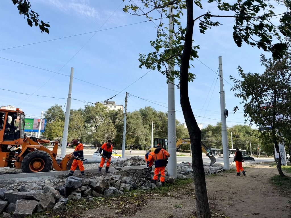 V minuvshie vykhodnye dorozhniki Vladivostoka veli raboty v raznykh rayonakh goroda 11 